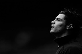 开云体育官方网入口-T1战队品牌价值稳步提升，t1战队队服