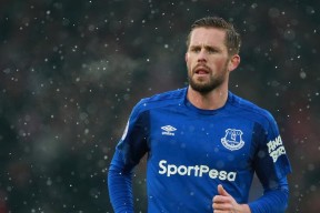 KAIYUNAPP-中超是否存在假球黑哨死灰复燃风险，中超 黑哨