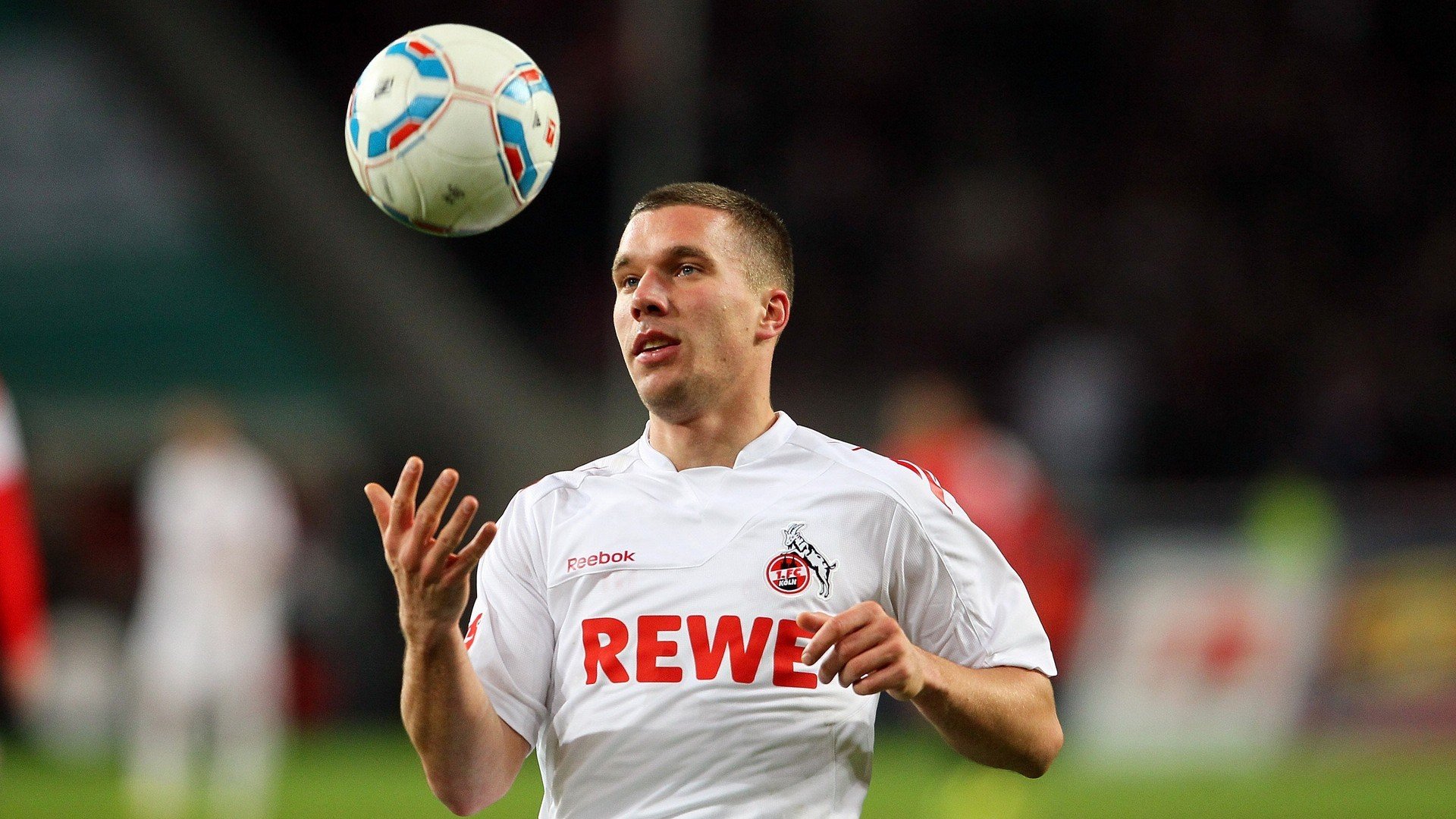 中超裁判队伍建设完善，执法更规范，2021赛季中超裁判